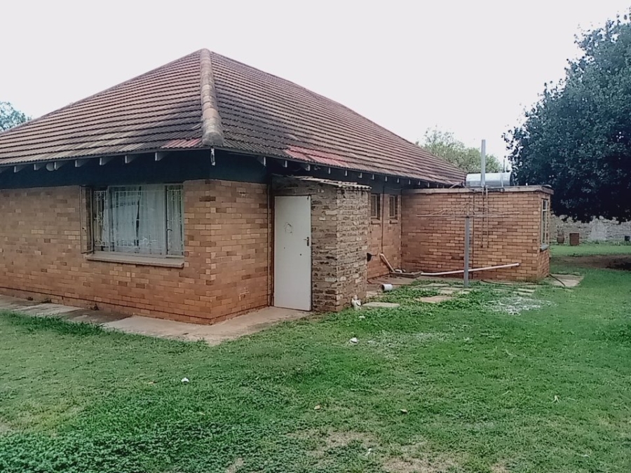 3 Bedroom Property for Sale in Stilfontein North West